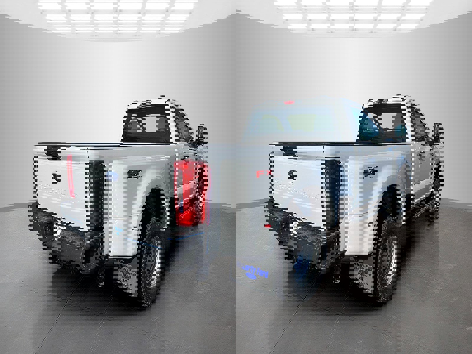 New 2026 Ford F350 XL w/ FX4 Off-Road Package image 11