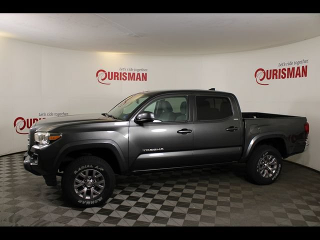 Used 2019 Toyota Tacoma SR5 AWD/4WD image 4