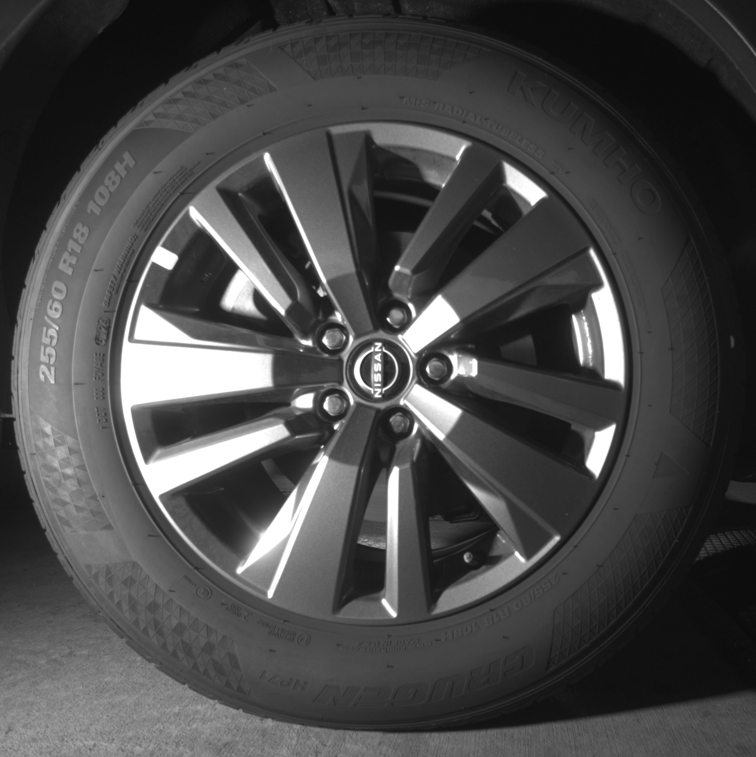 Used 2025 Nissan Pathfinder SV image 15