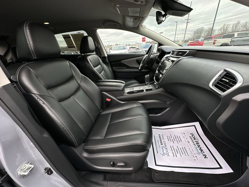 Used 2023 Nissan Murano SV w/ SV Midnight Edition Package image 23