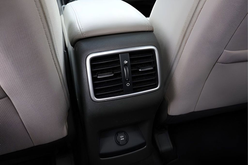 Used 2018 Kia Sportage LX image 15