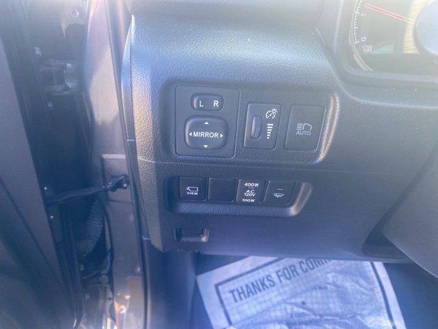 Used 2022 Toyota 4Runner Limited image 19