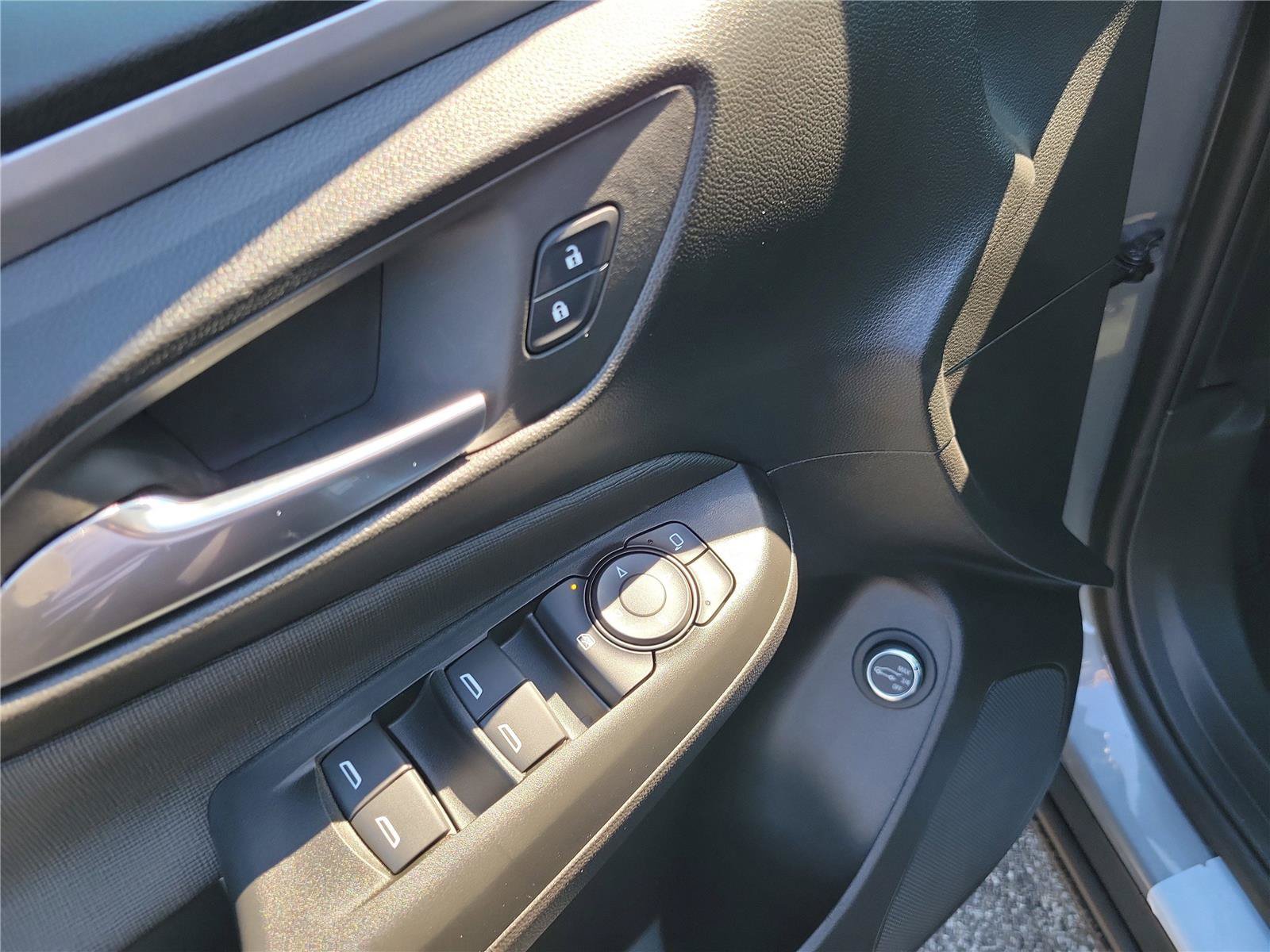 New 2026 Buick Envista Sport Touring w/ Convenience I Package FWD image 20