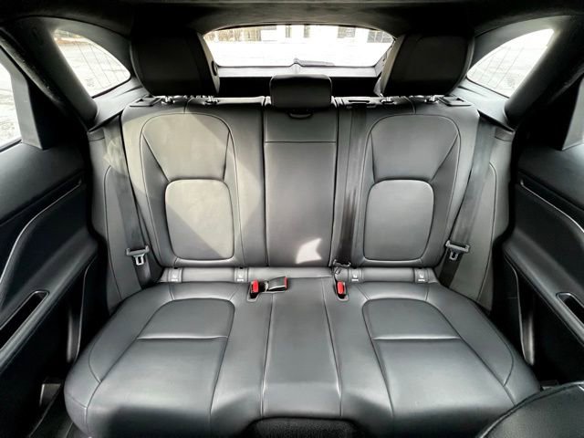 Used 2020 Jaguar F-PACE Premium image 27
