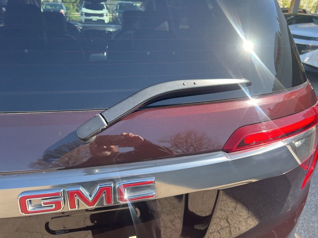 Used 2021 GMC Acadia AT4 w/ Technology Package AWD/4WD image 27