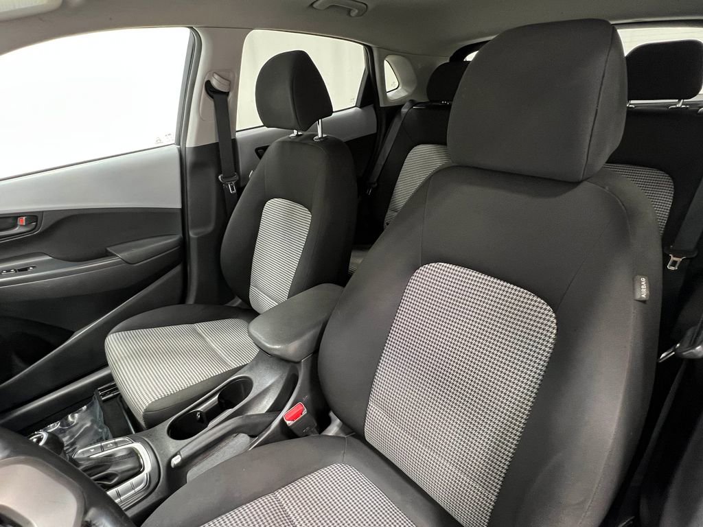 Used 2018 Hyundai Kona SEL FWD image 12