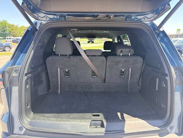 Certified 2025 Chevrolet Traverse LT FWD image 29