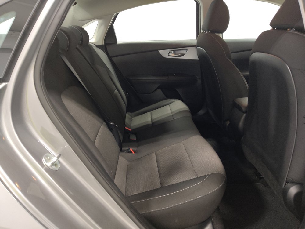 Used 2022 Kia Forte LXS FWD image 19