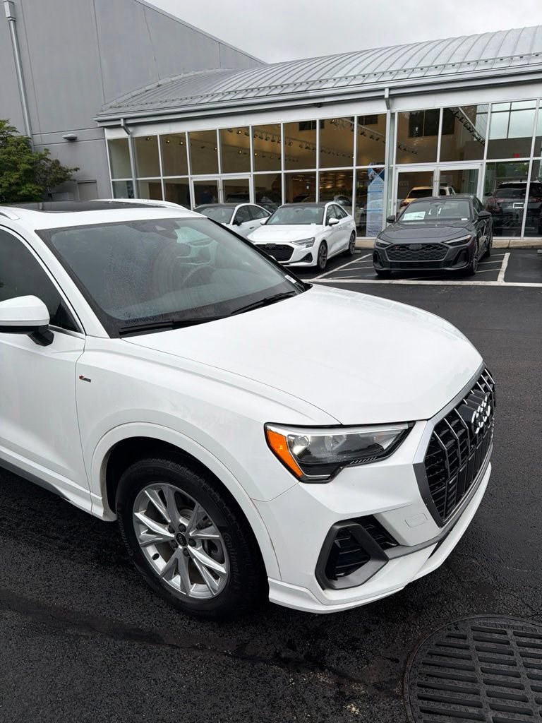 Used 2021 Audi Q3 2.0T Premium AWD/4WD image 5