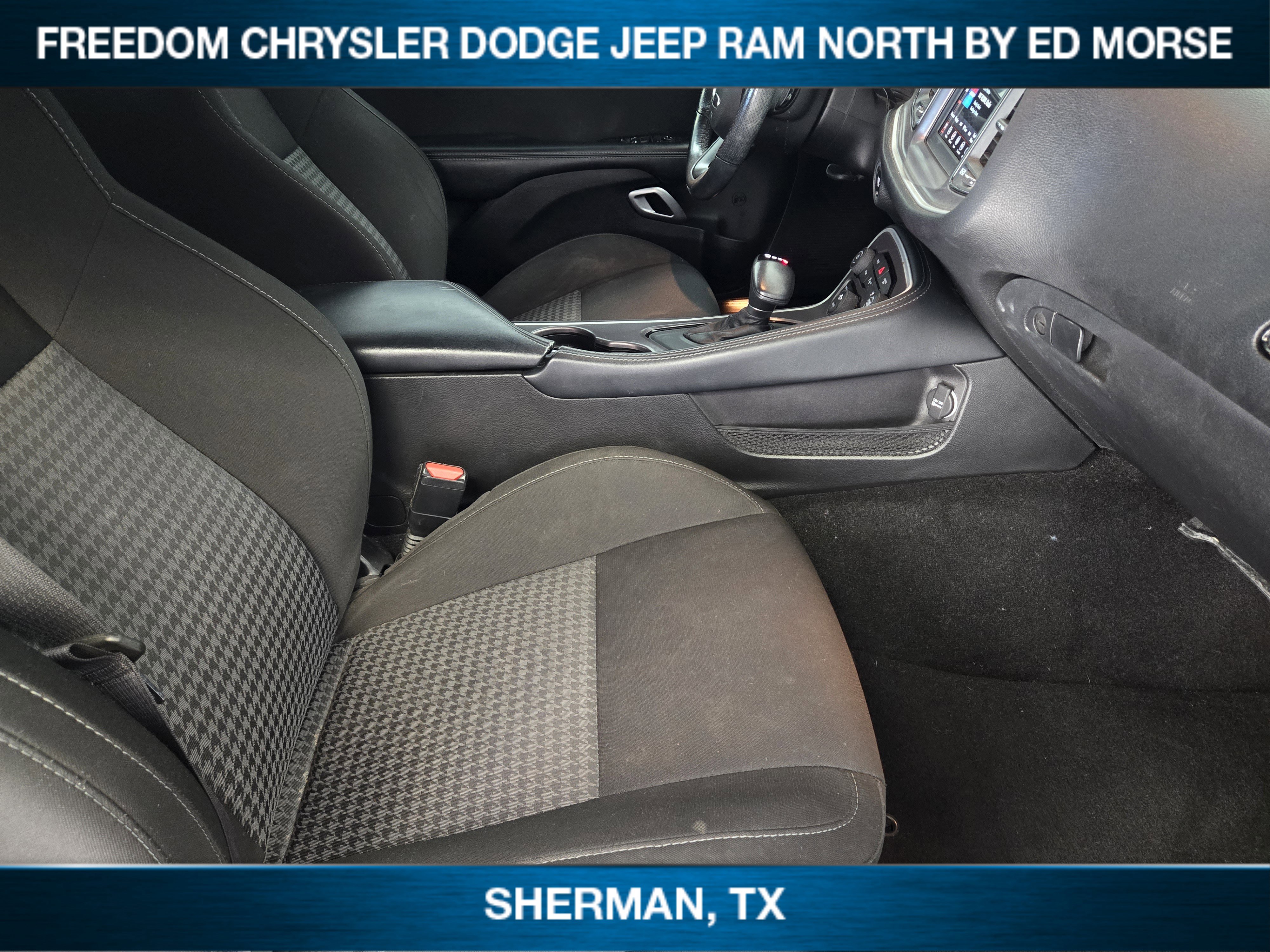 Used 2021 Dodge Challenger GT w/ Blacktop Package image 9