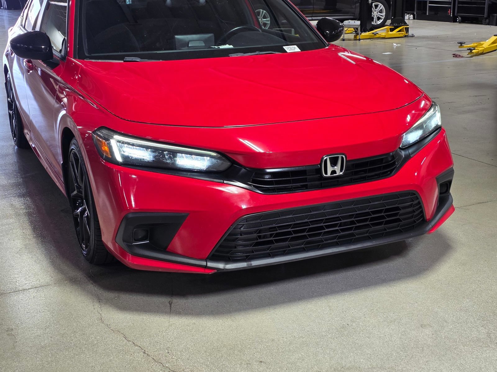 Used 2024 Honda Civic Sport image 9