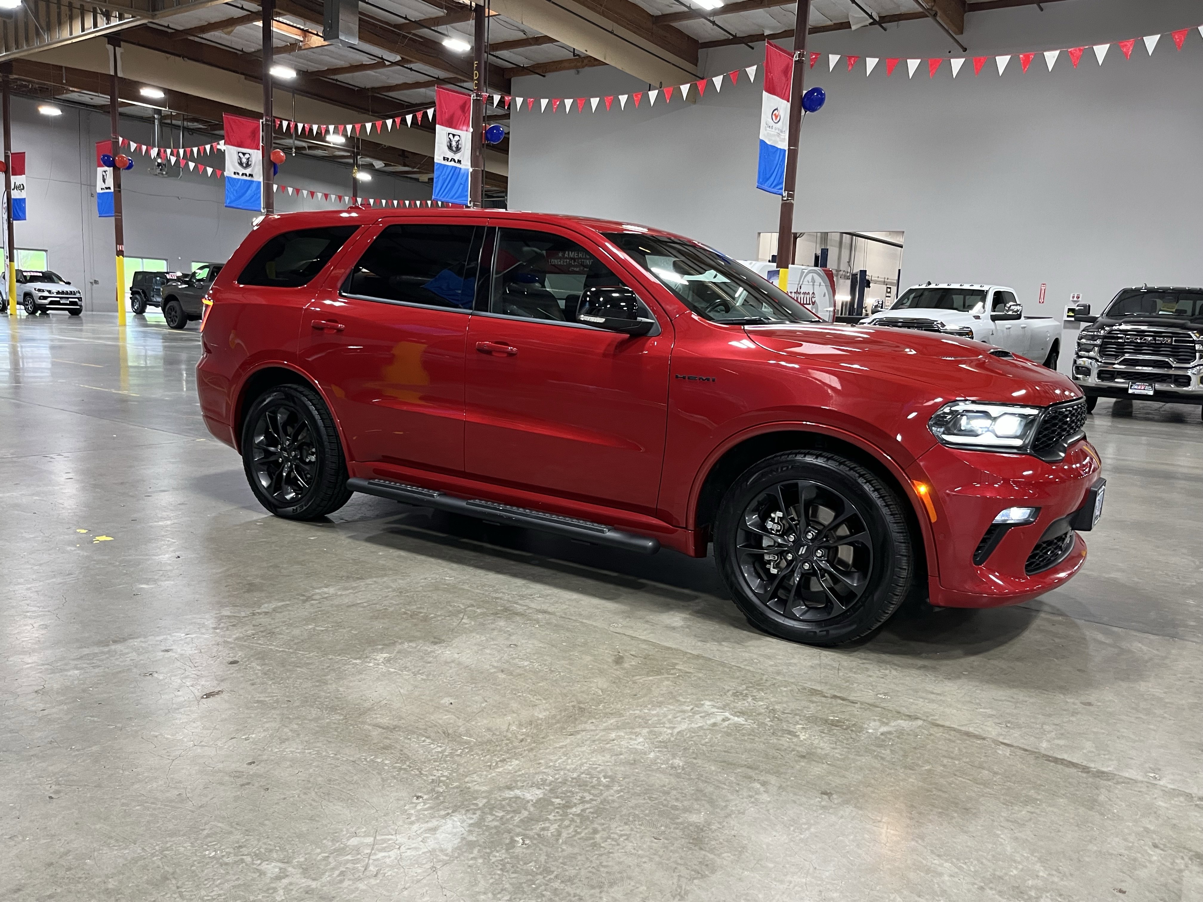 Used 2021 Dodge Durango R/T w/ Technology Group image 7