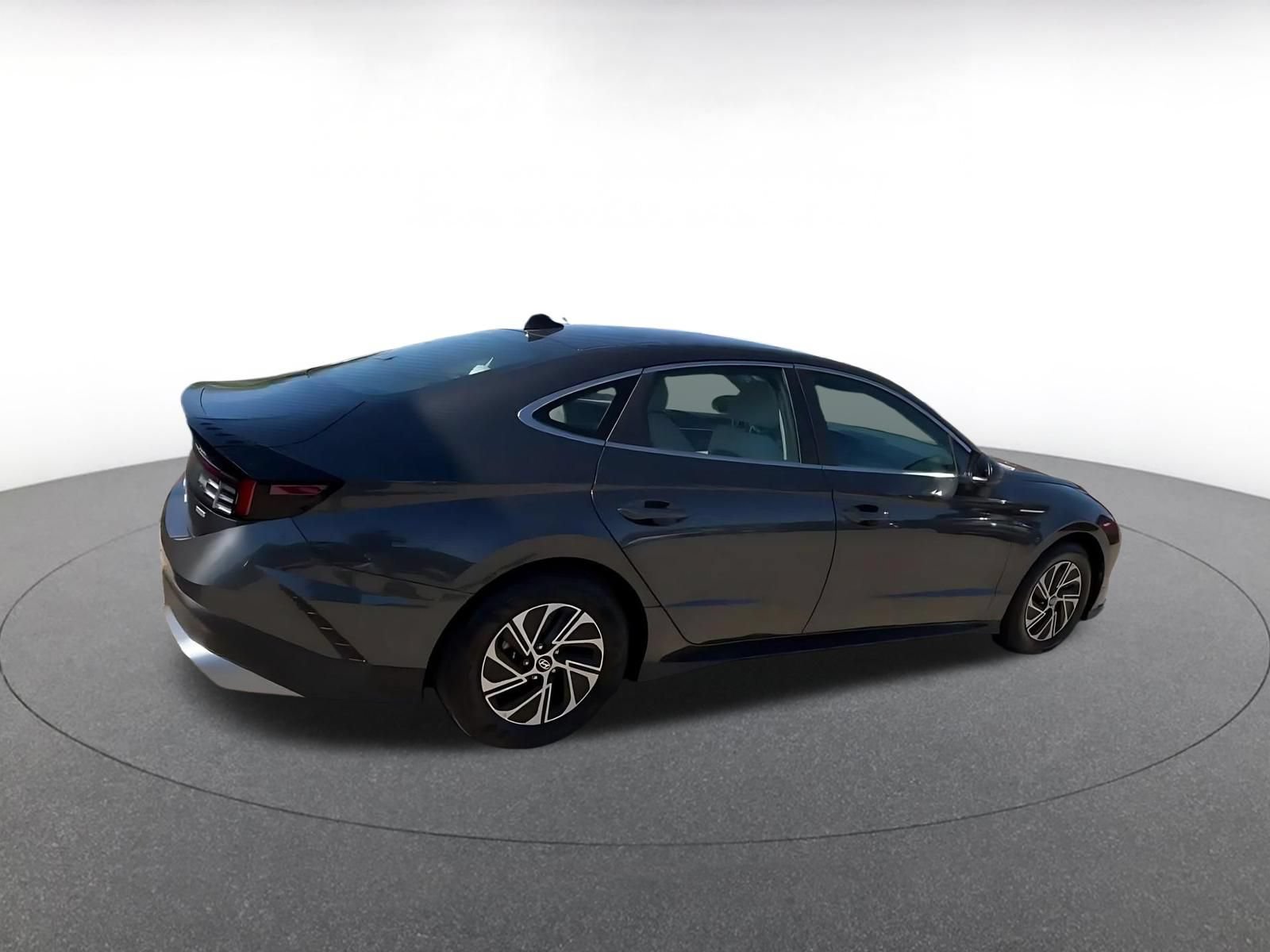 Used 2026 Hyundai Sonata Blue FWD image 14
