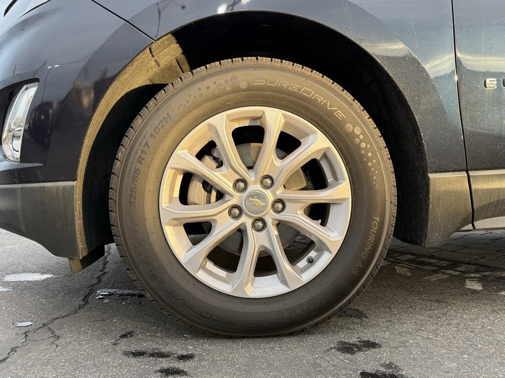 Used 2021 Chevrolet Equinox LT w/ Driver Convenience Package image 5