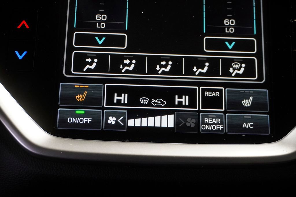 Used 2024 Subaru Ascent Limited image 20