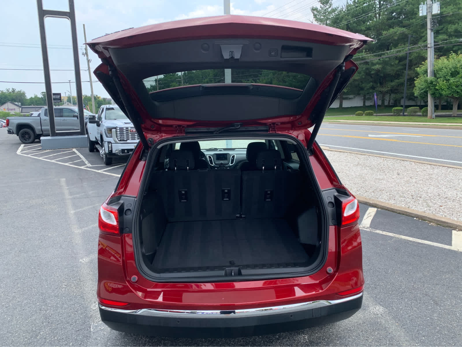 Used 2019 Chevrolet Equinox LT FWD image 5