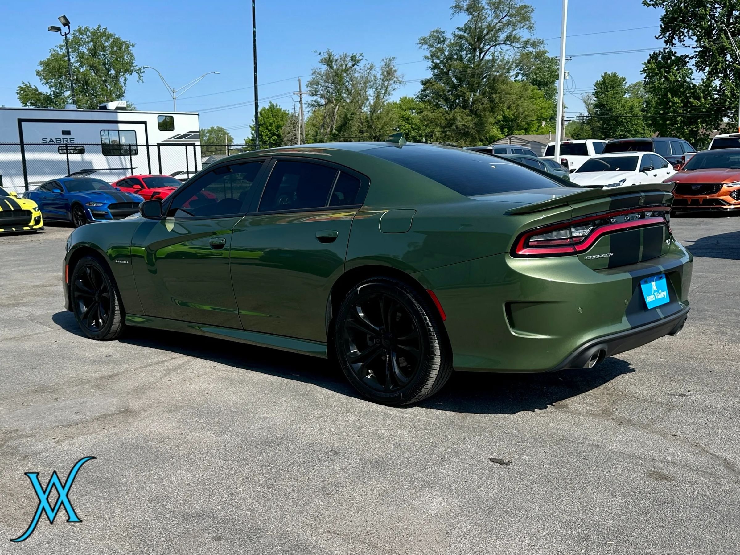 Used 2022 Dodge Charger R/T w/ Cold Weather Package RWD image 5