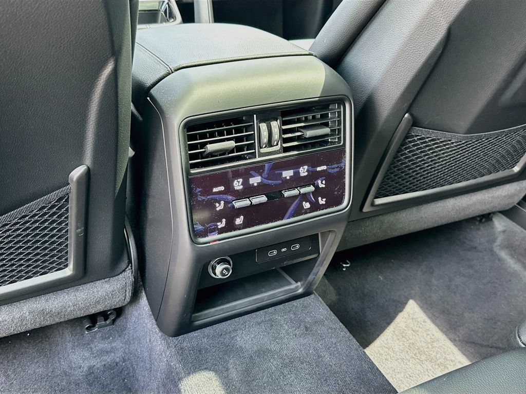 Certified 2026 Porsche Cayenne AWD/4WD image 27