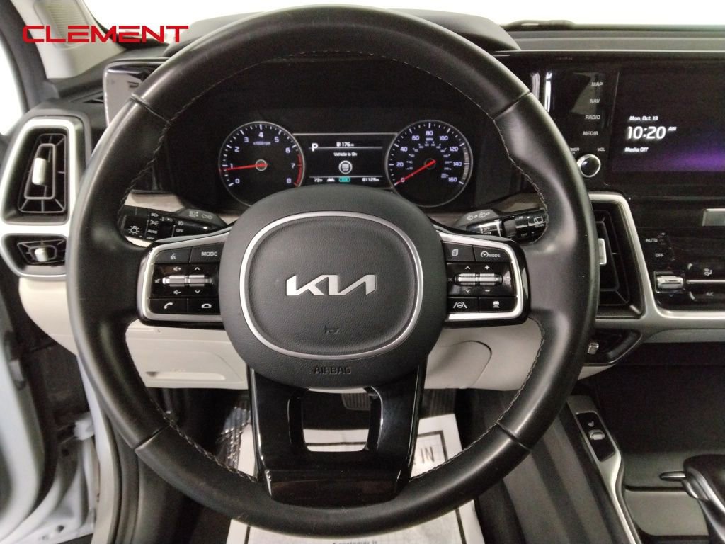 Used 2022 Kia Sorento EX image 10