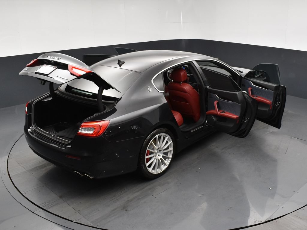 Used 2019 Maserati Quattroporte S GranLusso Q4 AWD/4WD image 27