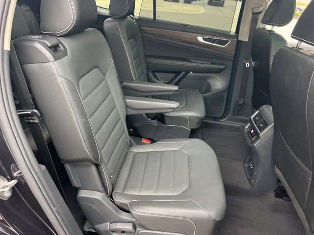 Certified 2025 Volkswagen Atlas SEL image 41