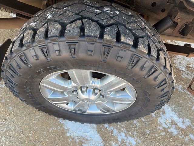 Used 2010 Ford F150 XLT image 8