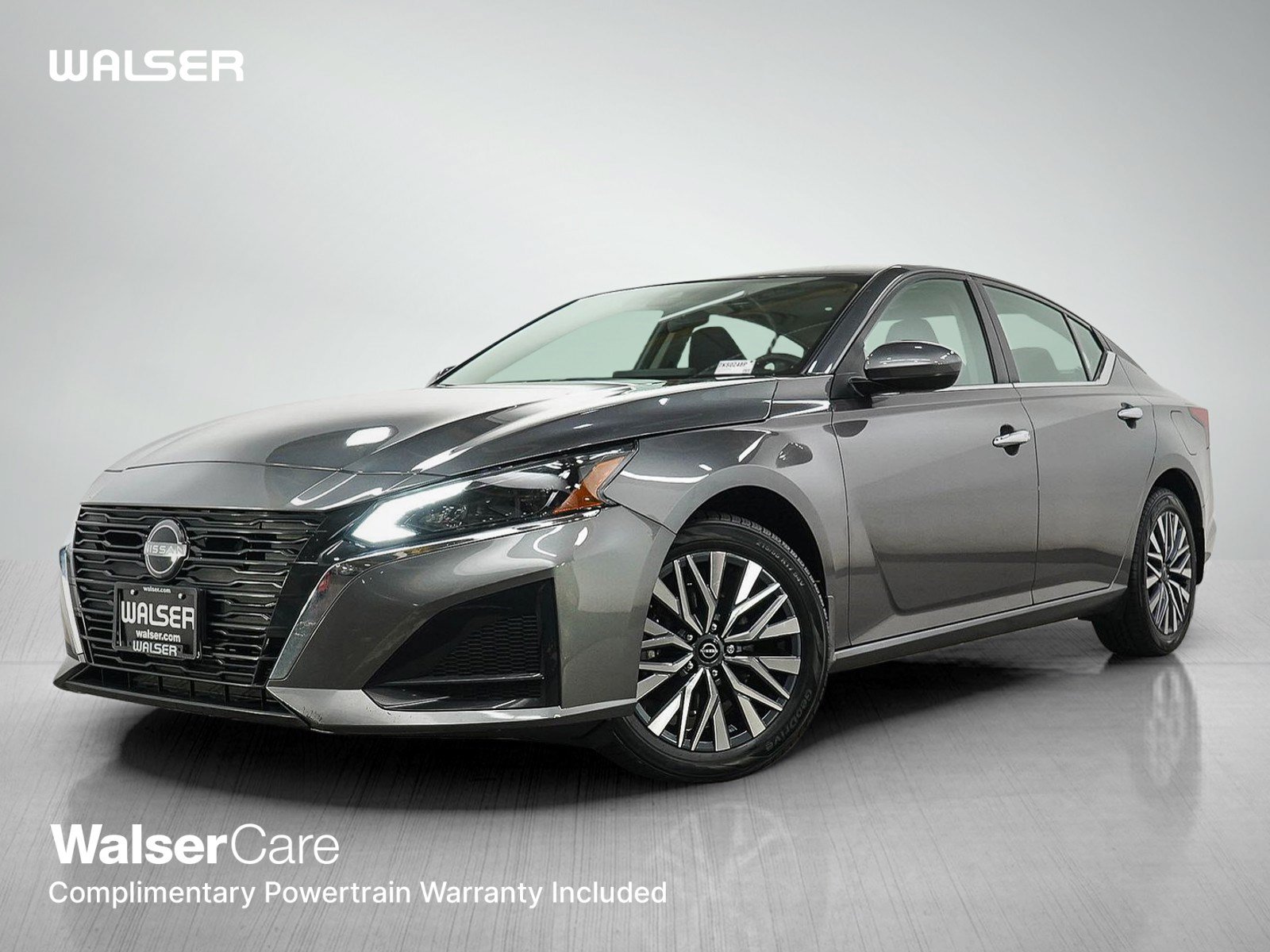 Used 2023 Nissan Altima 2.5 SV w/ SV Premium Package AWD/4WD image 1