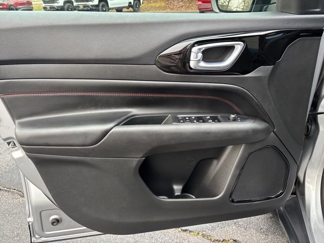 Used 2023 Jeep Compass Trailhawk image 29