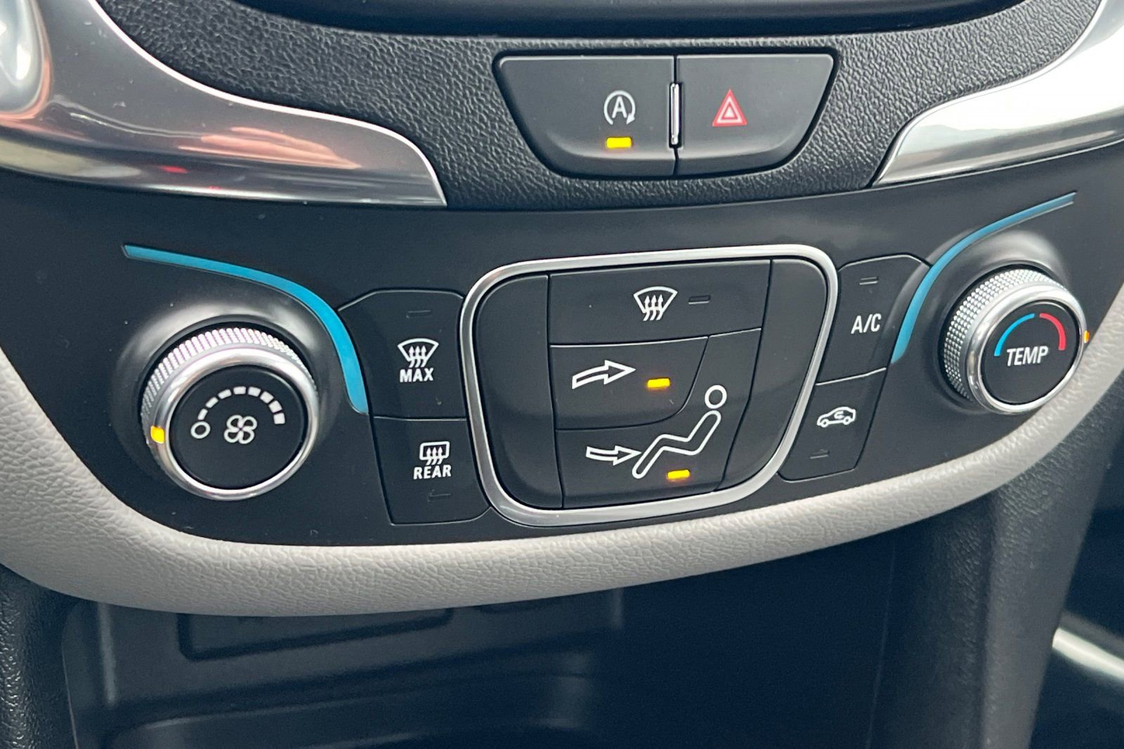 Used 2024 Chevrolet Equinox LS image 18