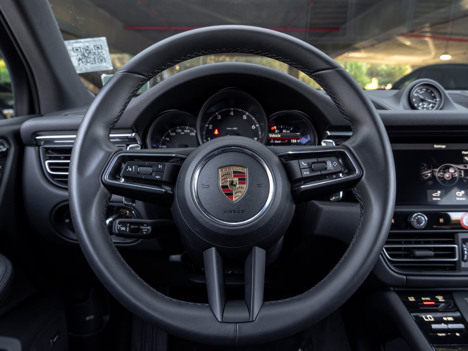 Certified 2026 Porsche Macan AWD/4WD image 29
