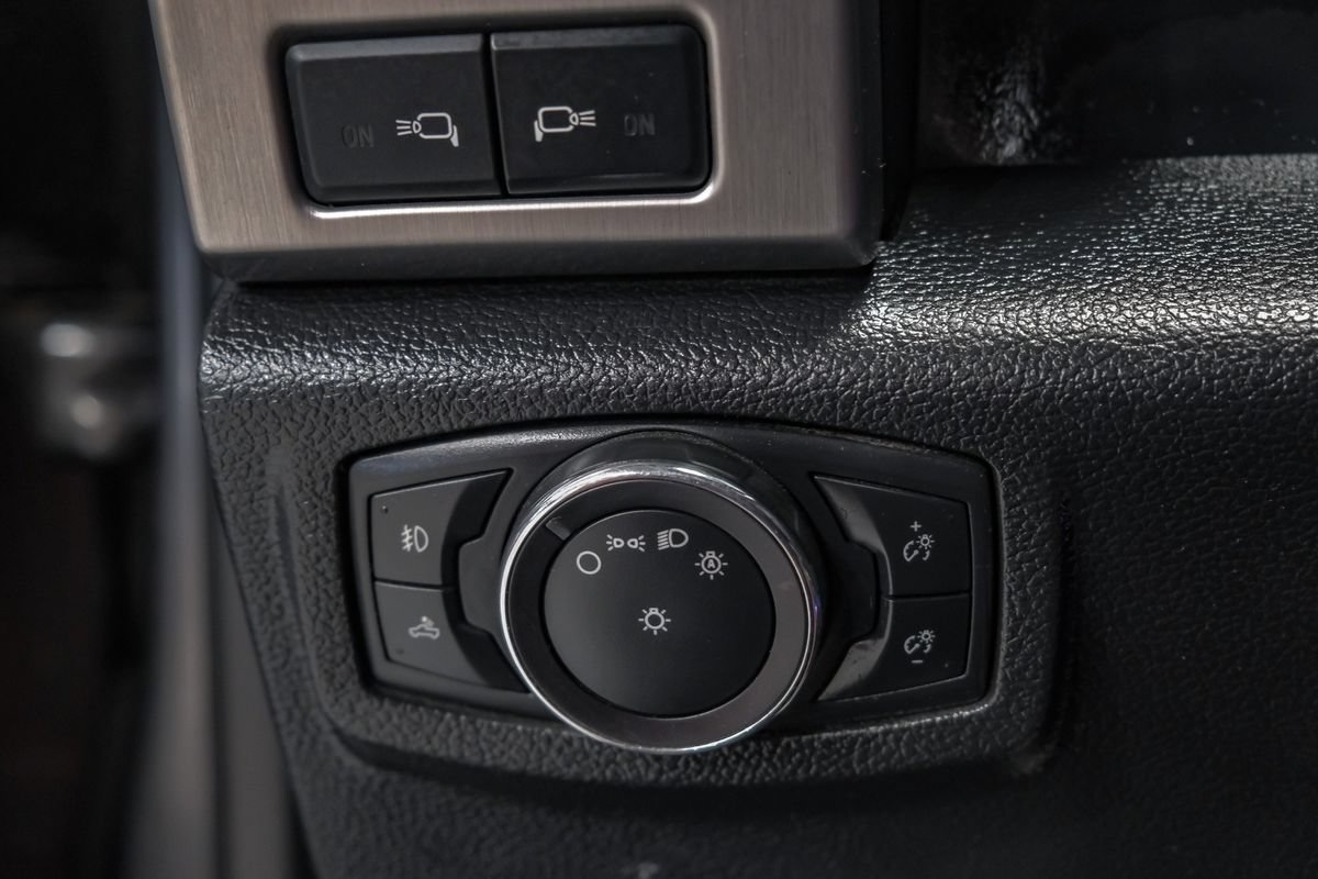 Used 2019 Ford F450 Platinum w/ Platinum Ultimate Package AWD/4WD image 30