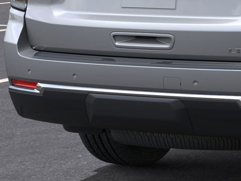 New 2026 Chevrolet Suburban LT image 14