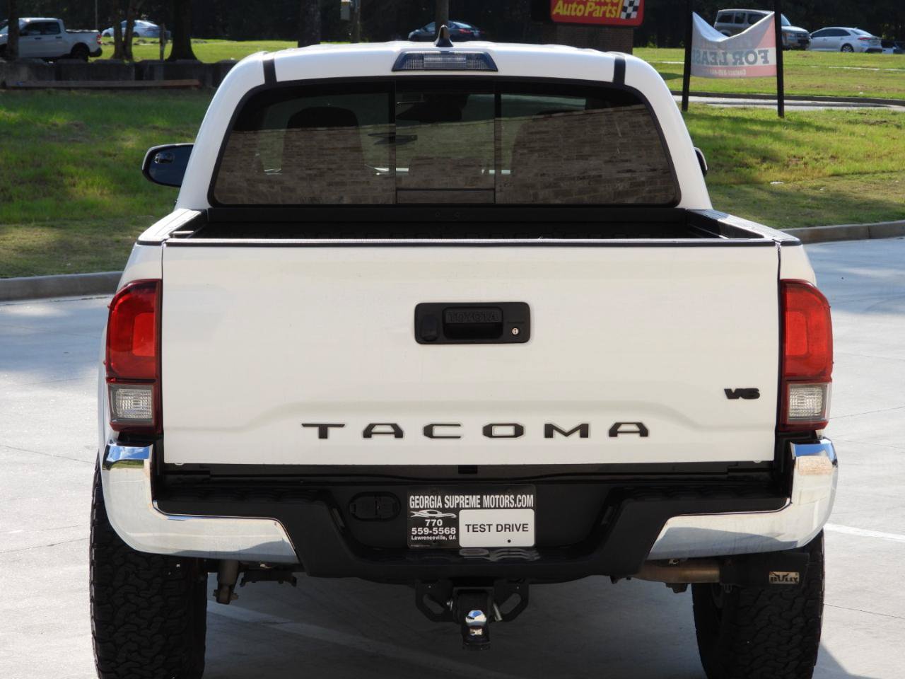 Used 2021 Toyota Tacoma SR5 RWD image 34