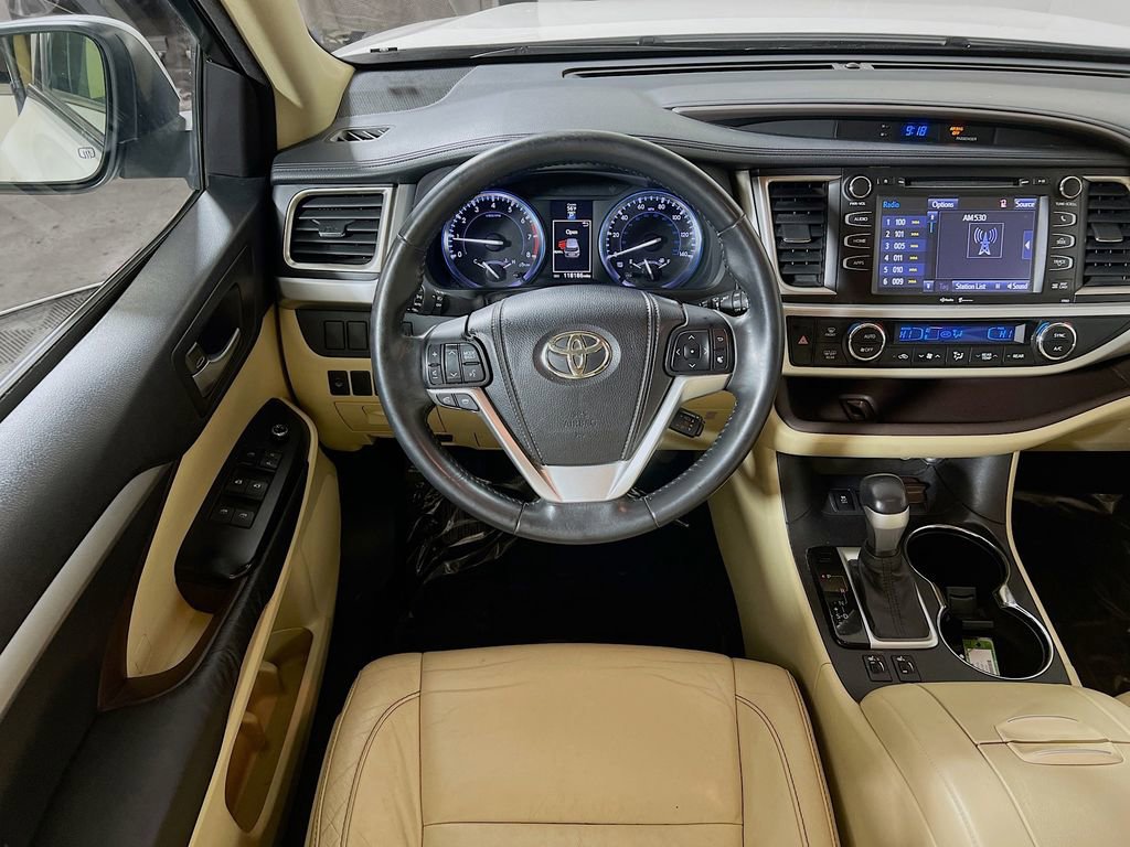 Used 2014 Toyota Highlander XLE image 21