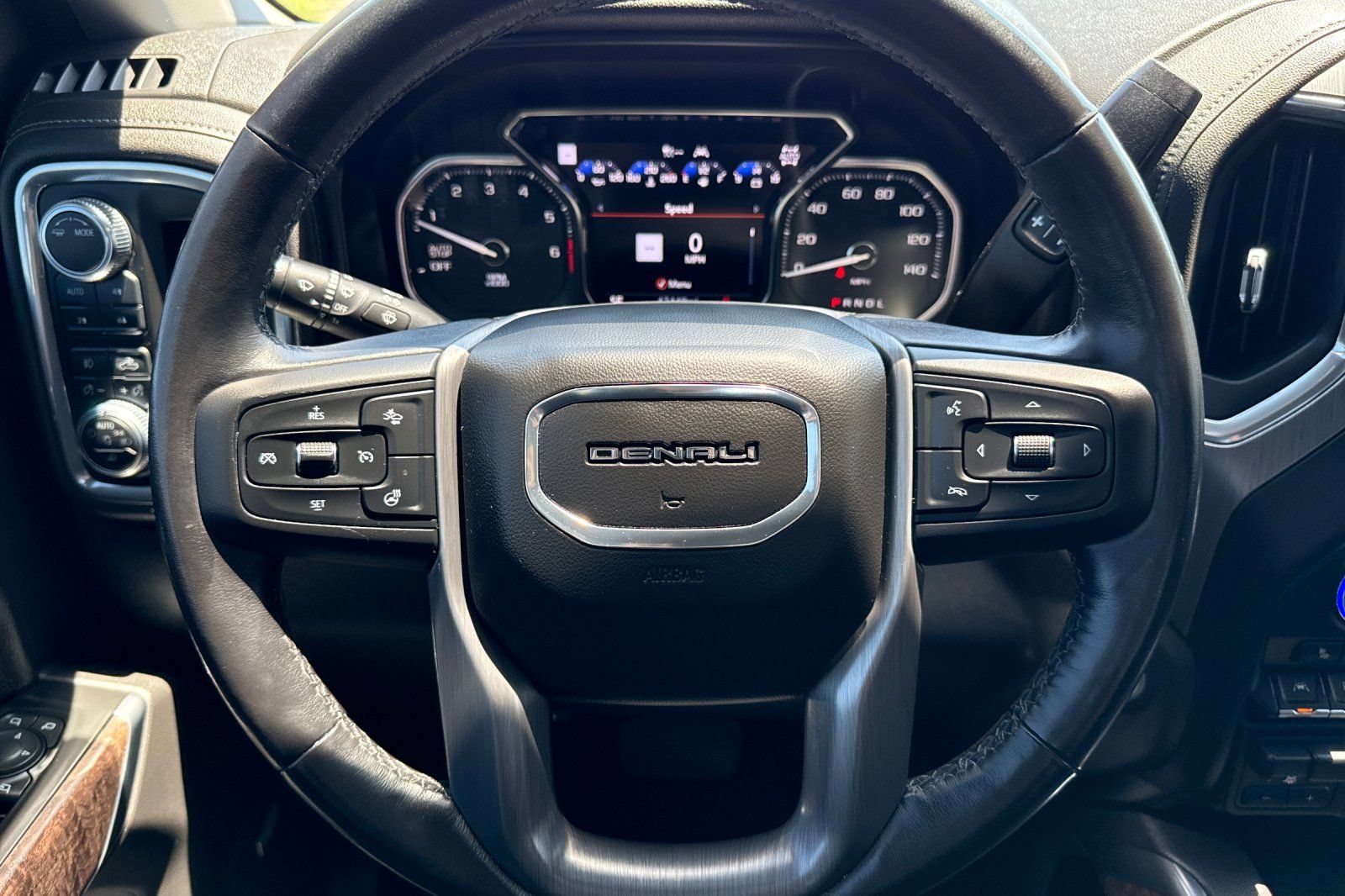 Used 2021 GMC Sierra 1500 Denali w/ Denali Ultimate Package AWD/4WD image 23
