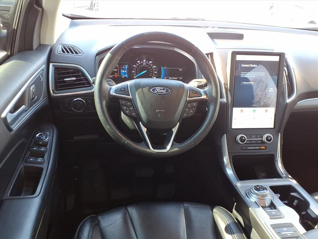 Used 2022 Ford Edge Titanium AWD/4WD image 6