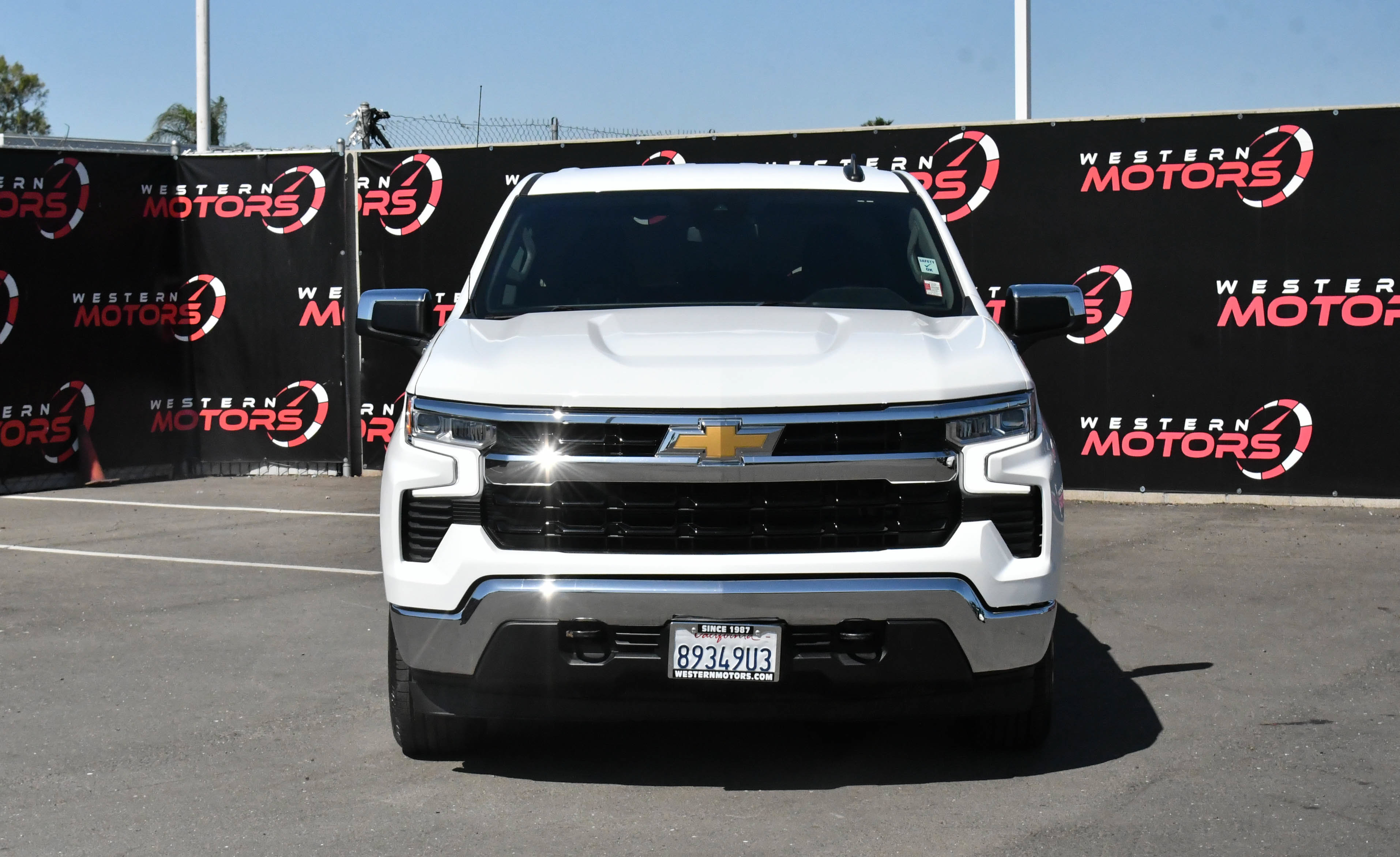 Used 2024 Chevrolet Silverado 1500 LT w/ Protection Package AWD/4WD image 2
