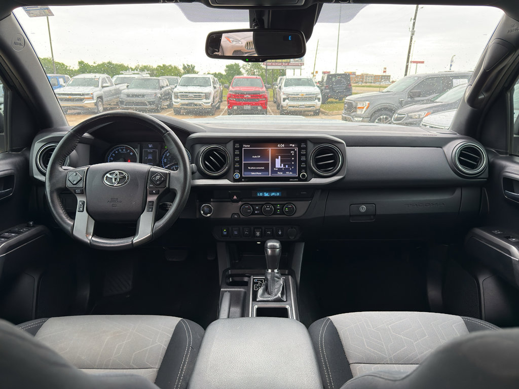 Used 2021 Toyota Tacoma TRD Sport w/ Technology Package RWD image 12