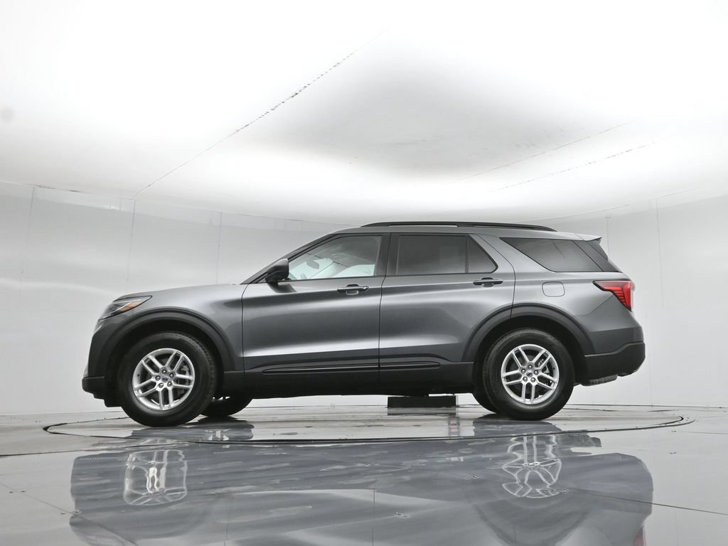 New 2026 Ford Explorer Active w/ Active Comfort Package RWD image 47