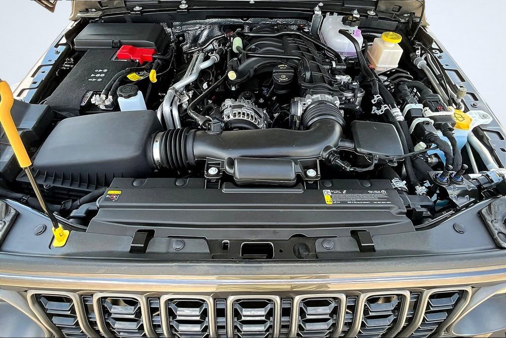 New 2025 Jeep Gladiator Sport image 10