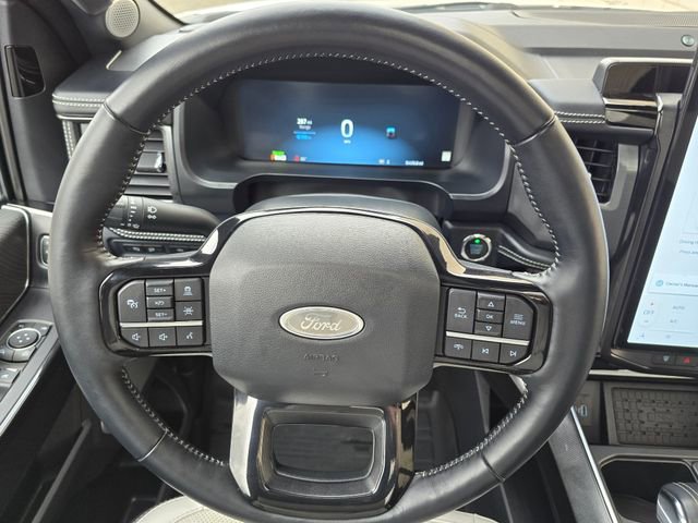 Used 2023 Ford F150 Lightning Platinum image 43
