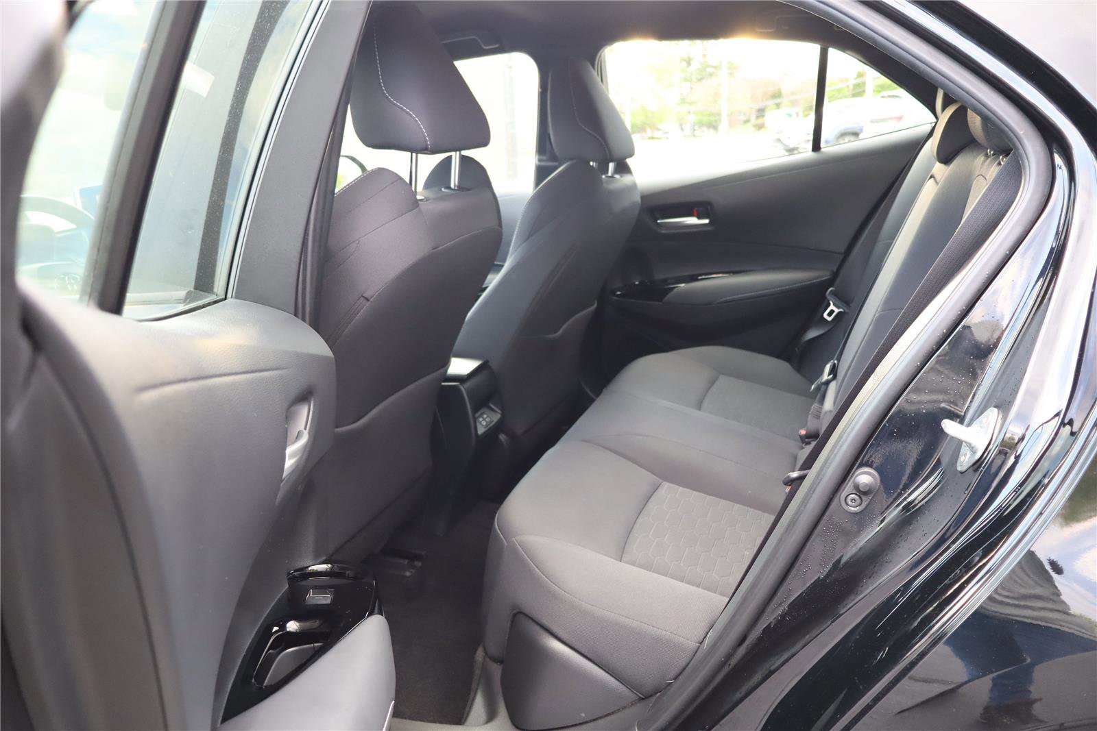 Used 2024 Toyota Corolla SE FWD image 22