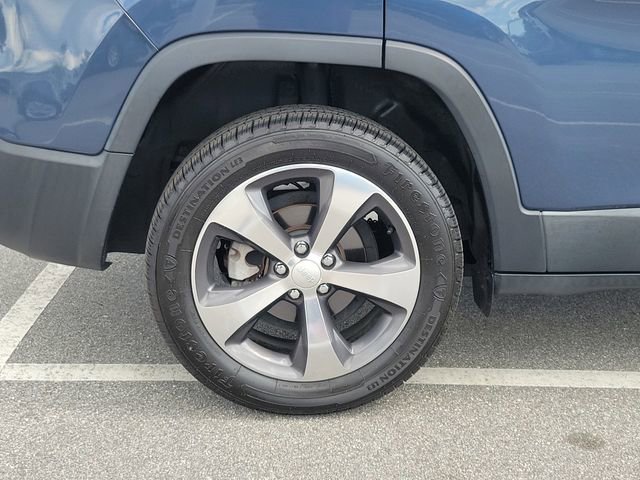 Used 2020 Jeep Cherokee Limited image 7