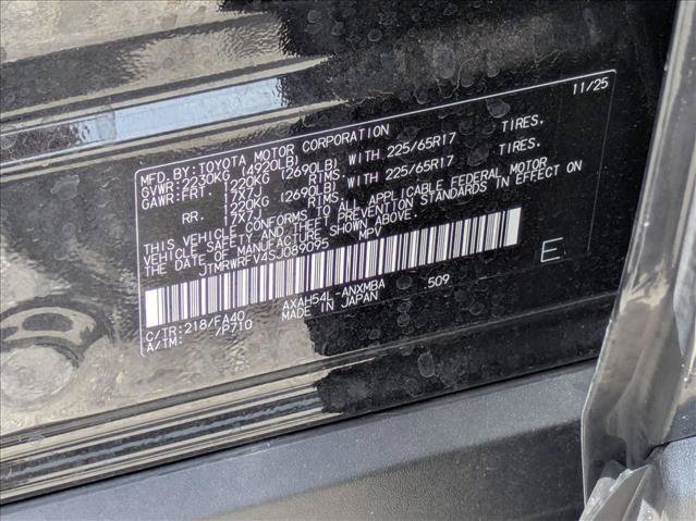 Used 2025 Toyota RAV4 XLE AWD/4WD image 16