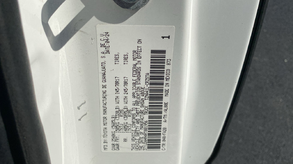 Used 2024 Toyota Tacoma SR RWD image 16