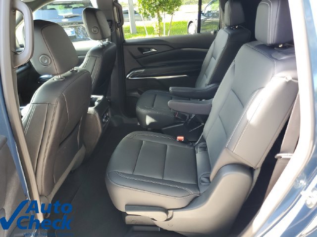 Certified 2026 Chevrolet Traverse LT AWD/4WD image 13