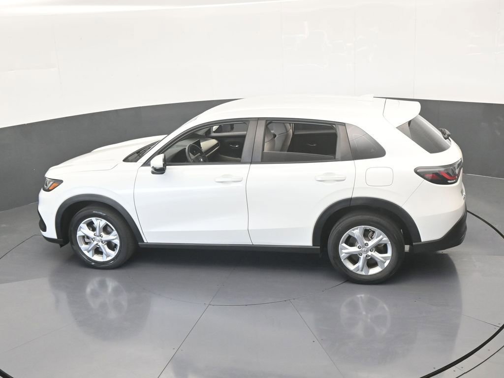 Used 2023 Honda HR-V LX image 47