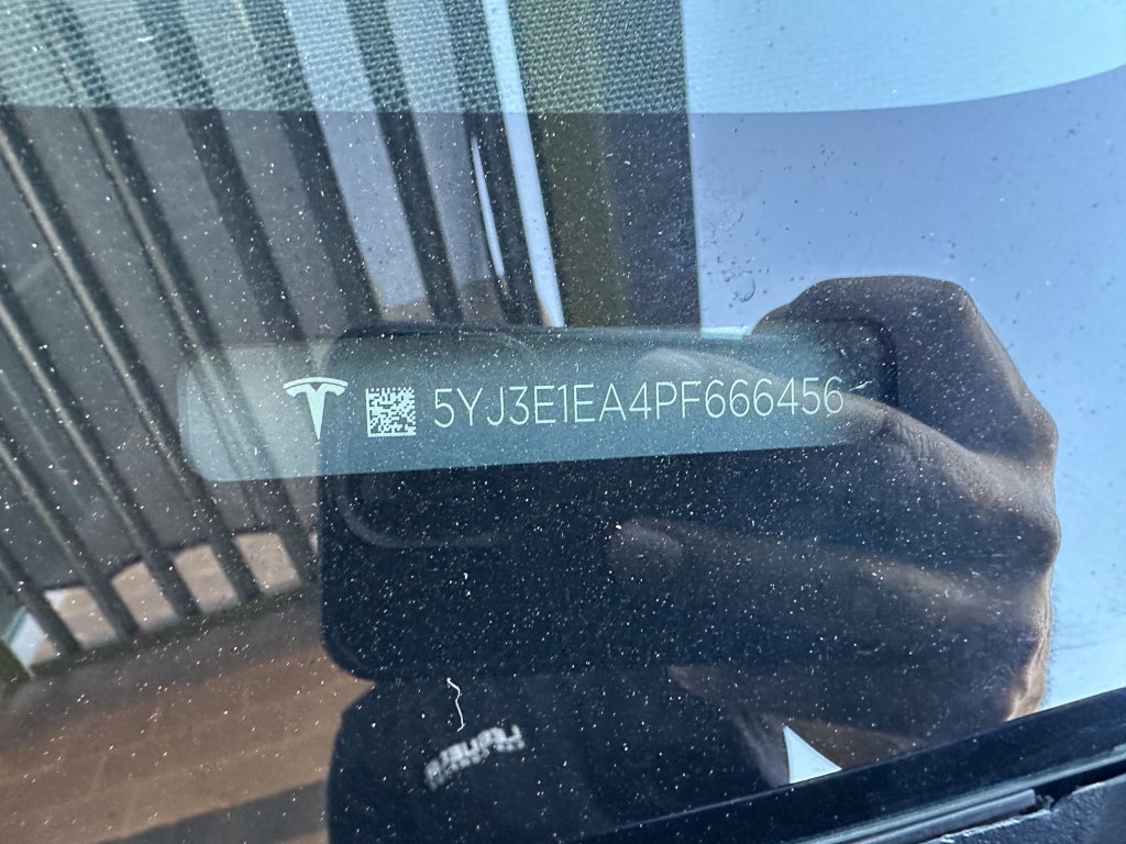 Used 2023 Tesla Model 3 Standard Range image 44