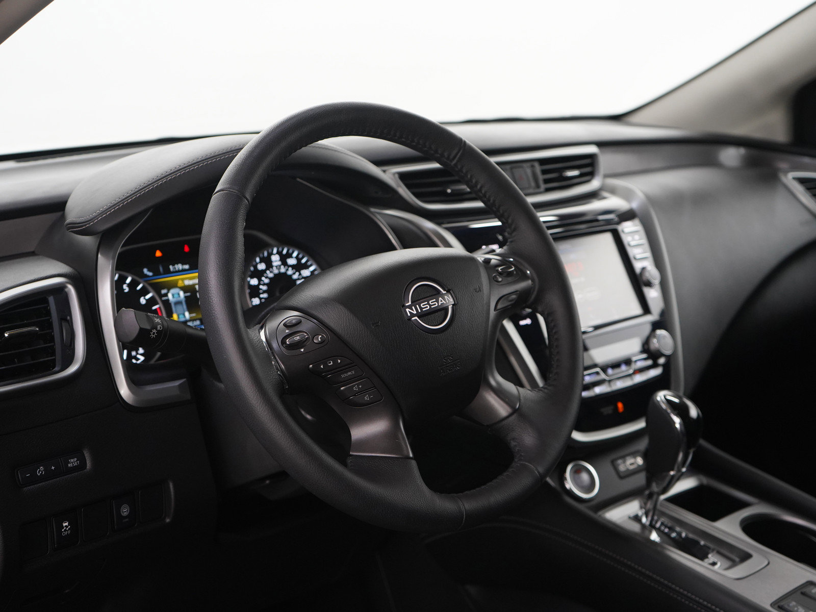 Used 2024 Nissan Murano SV w/ SV Midnight Edition Package image 19