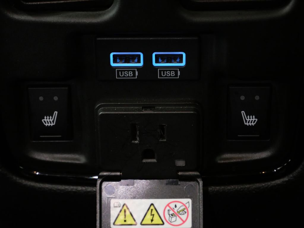 Used 2023 Dodge Durango R/T image 28